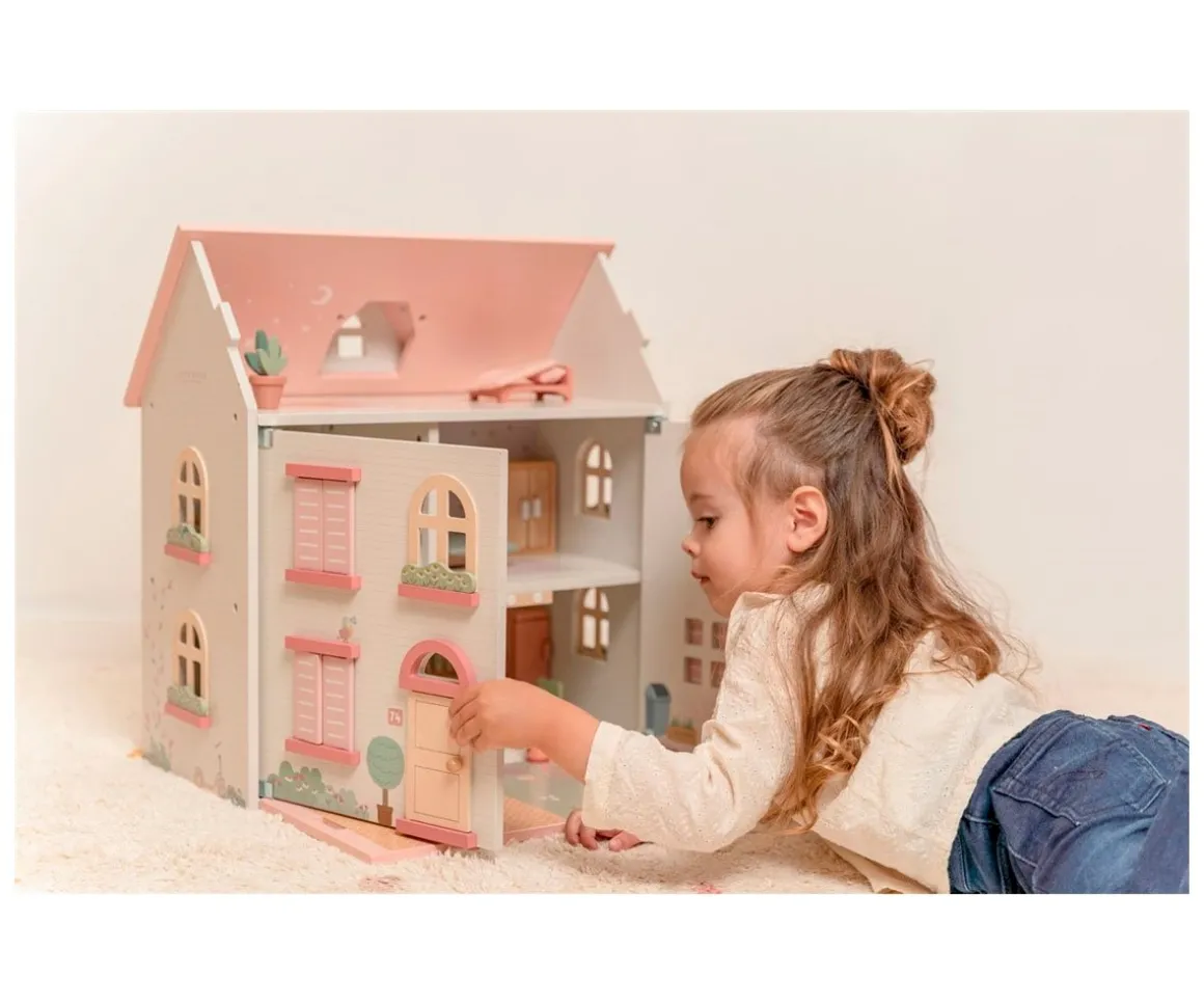 Casa de Muñecas de Madera