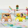 Furgoneta Unicornio de Madera Reino Encantado Cross Roads Blanco