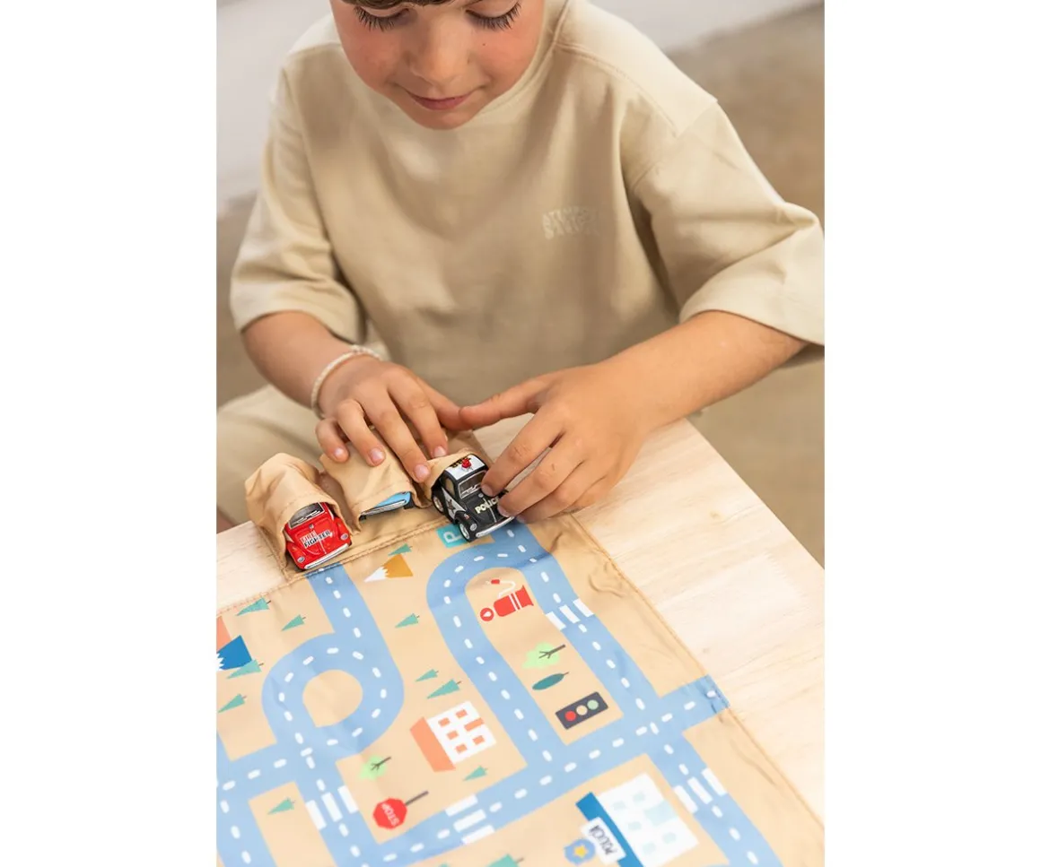 Juego Mantel con Circuito Mostaza + 3 Coches